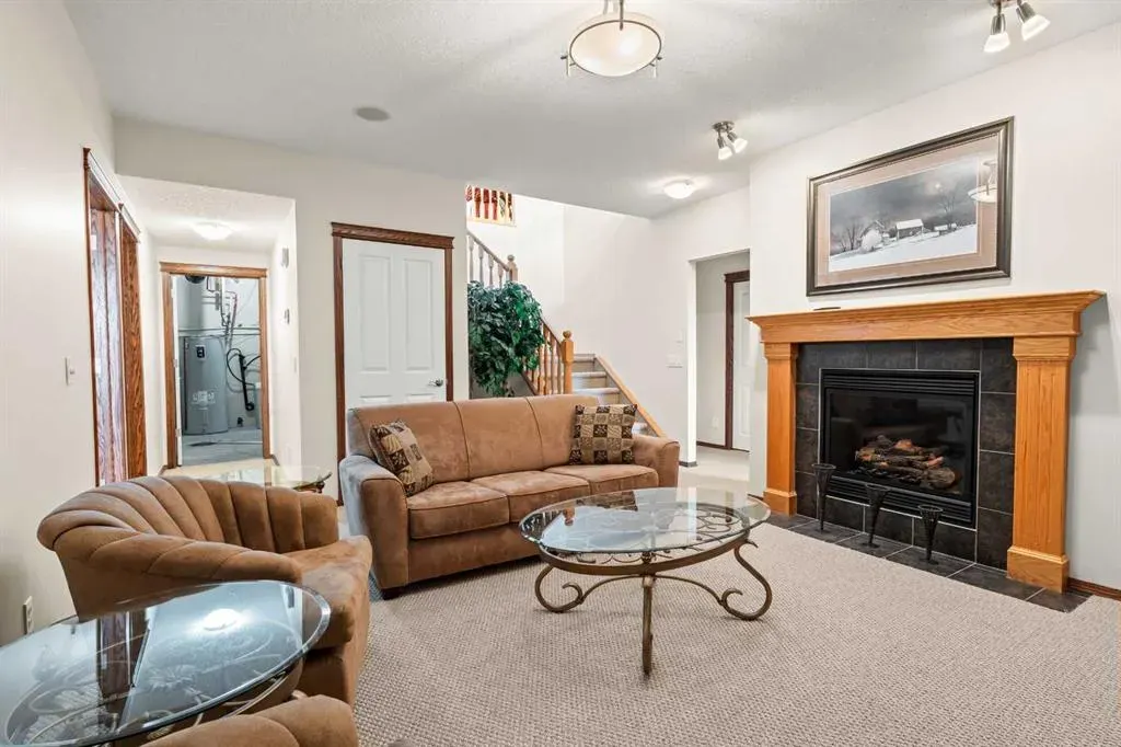 421 Boulder Creek Way SE