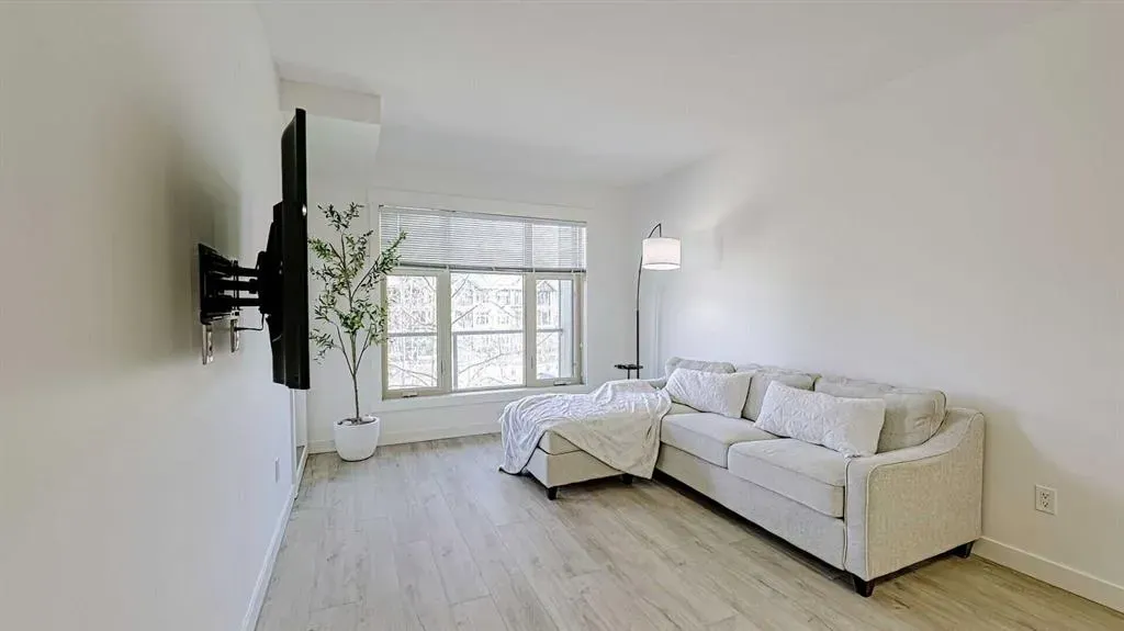 15 Aspenmont Heights SW, #122