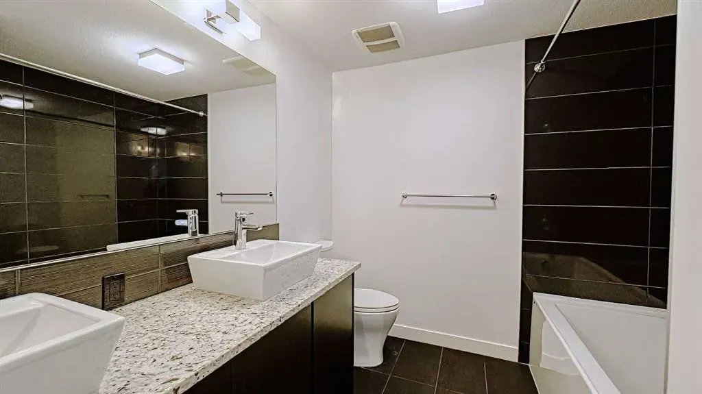 15 Aspenmont Heights SW, #122