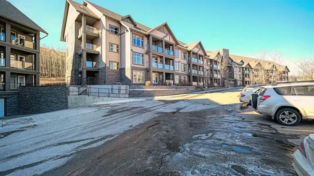 15 Aspenmont Heights SW, #122