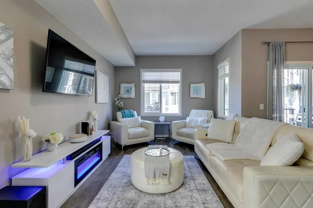 510 Nolanlake Villas NW
