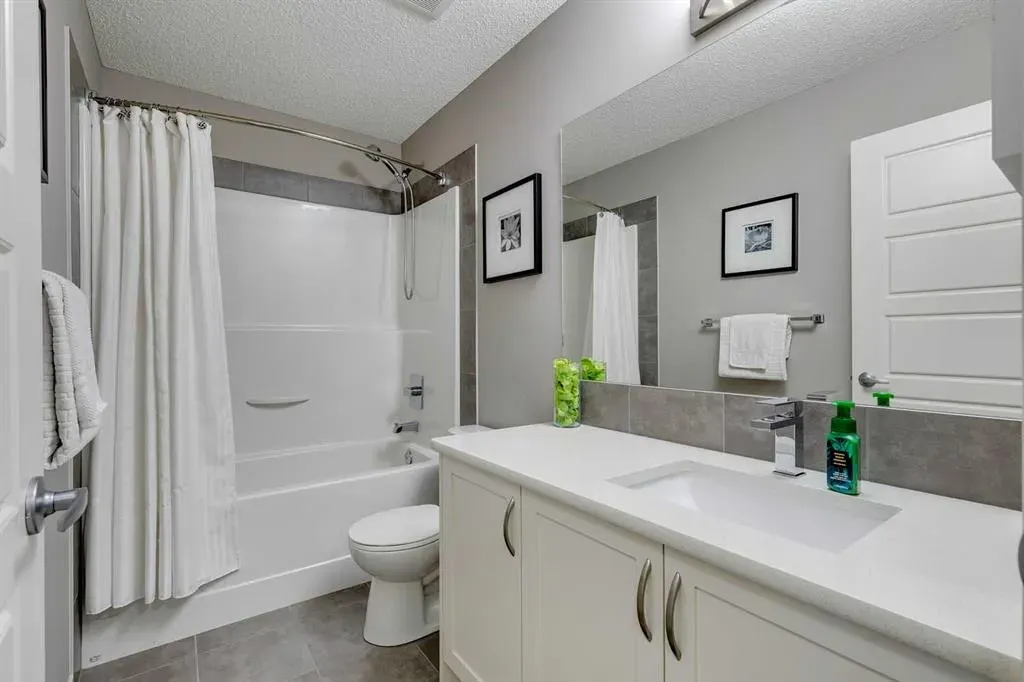 510 Nolanlake Villas NW