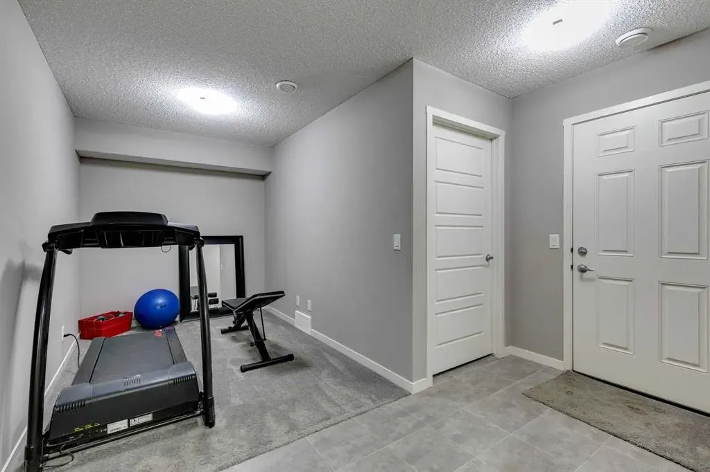 510 Nolanlake Villas NW