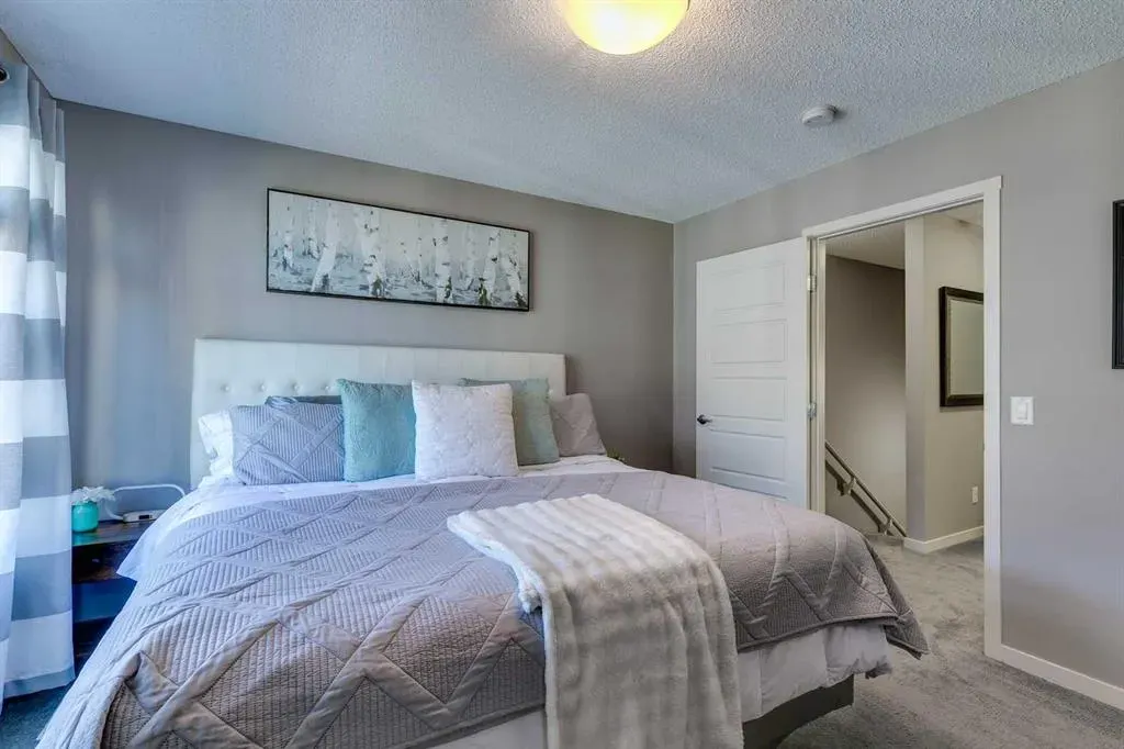 510 Nolanlake Villas NW
