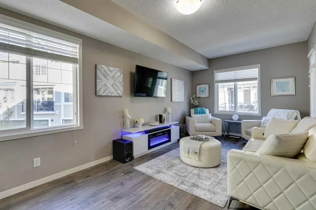 510 Nolanlake Villas NW