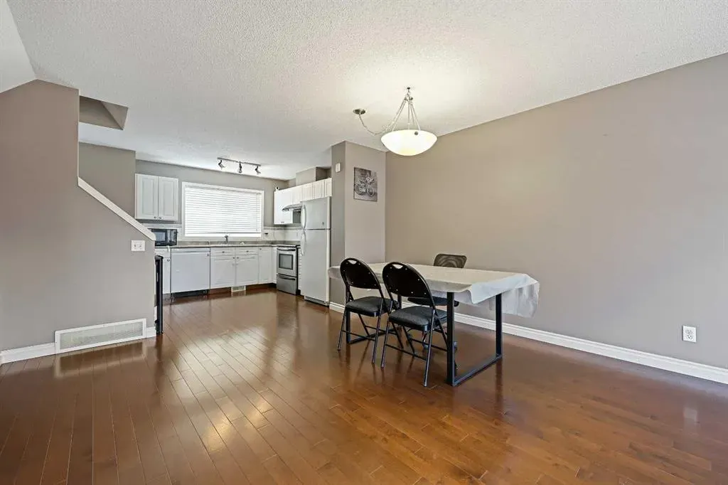 45 Tuscany Springs Gardens NW