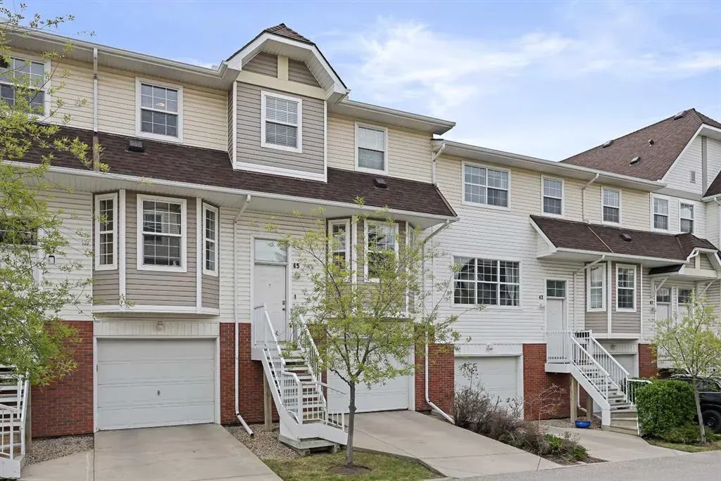 45 Tuscany Springs Gardens NW