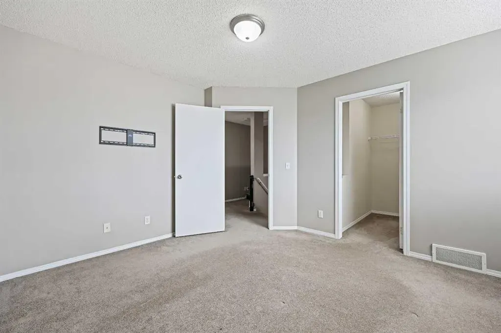 45 Tuscany Springs Gardens NW