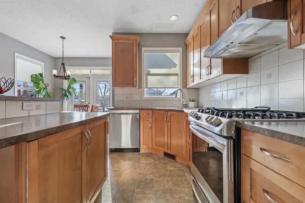 716 Boulder Creek Drive SE