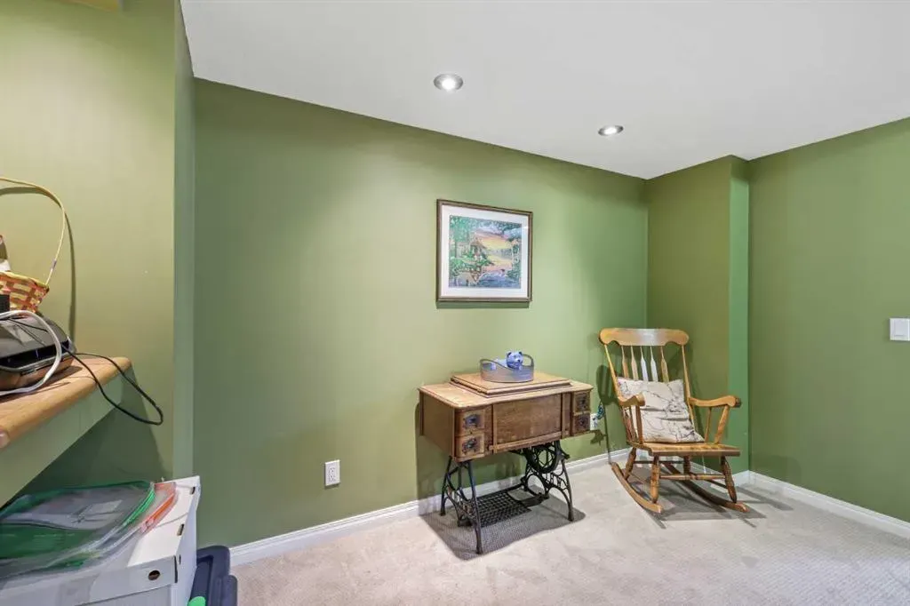 716 Boulder Creek Drive SE
