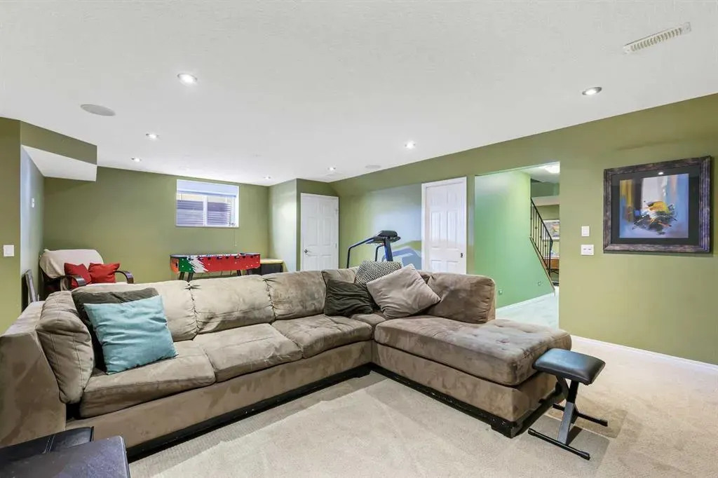 716 Boulder Creek Drive SE