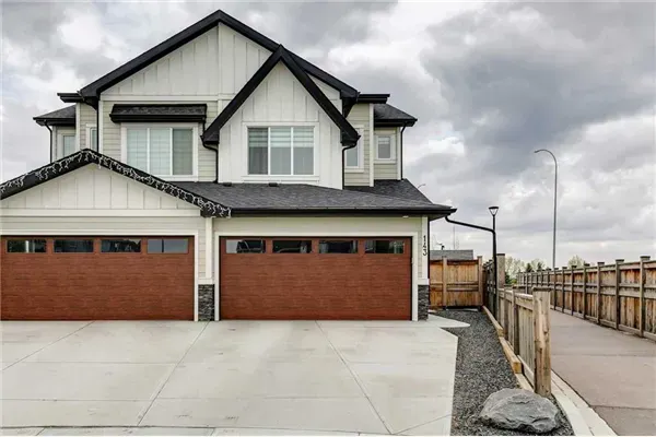 143 Creekstone Way SW