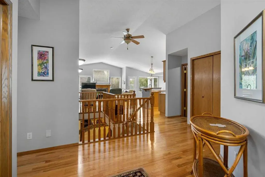 310 Riverside Garden NW