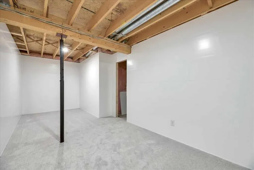14 Grande Point Estates