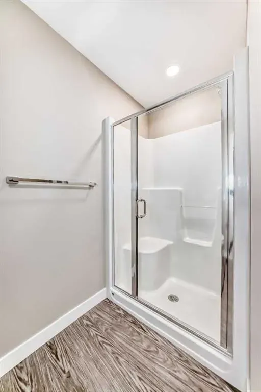 404 1 Avenue SE, #206
