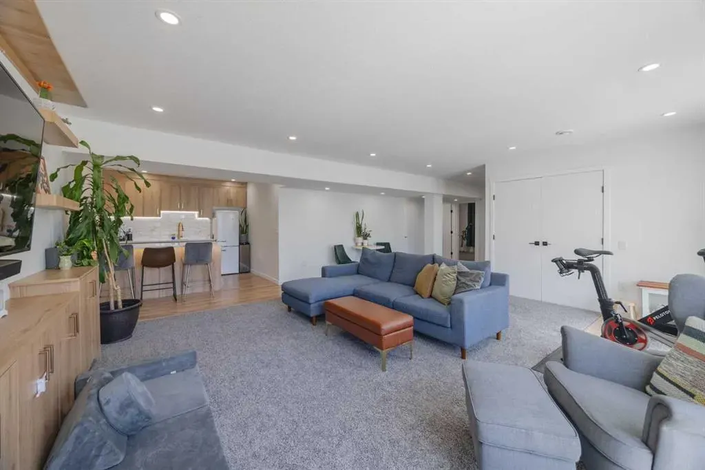 168 Cantrell Drive SW