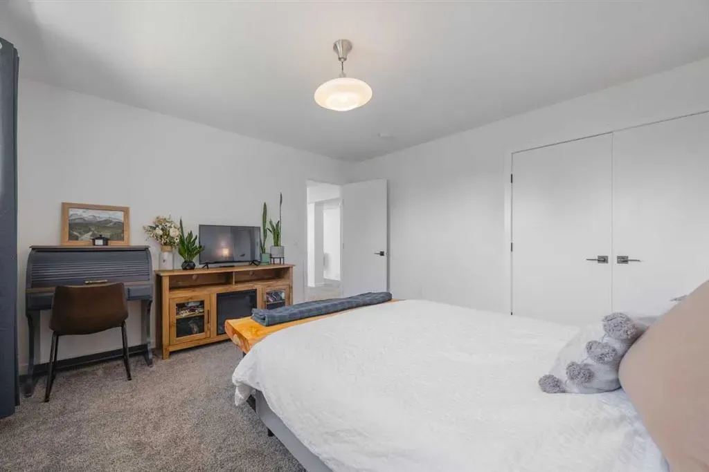 168 Cantrell Drive SW
