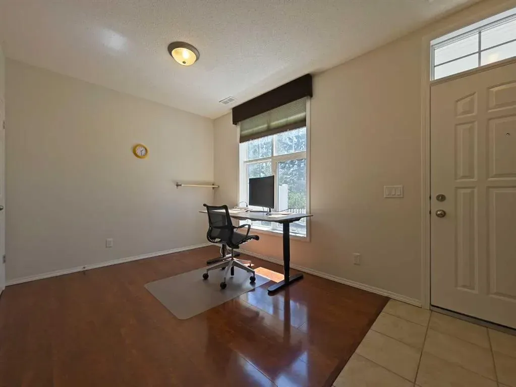 15 Toscana Gardens NW