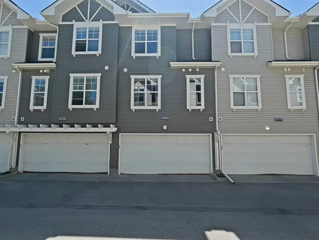 15 Toscana Gardens NW