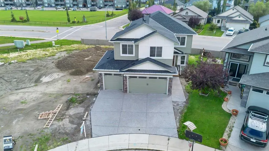 17 Lakes Estates Circle