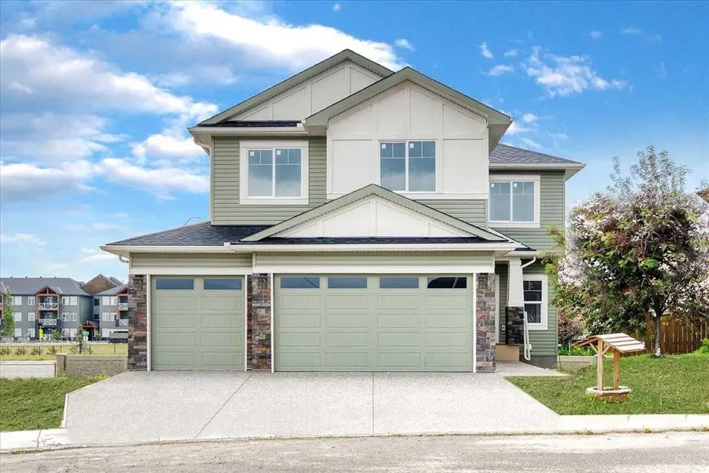 17 Lakes Estates Circle