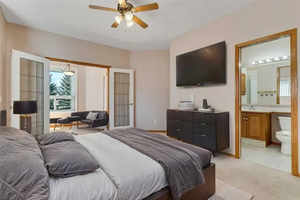 48 Tuscany Village Court NW
