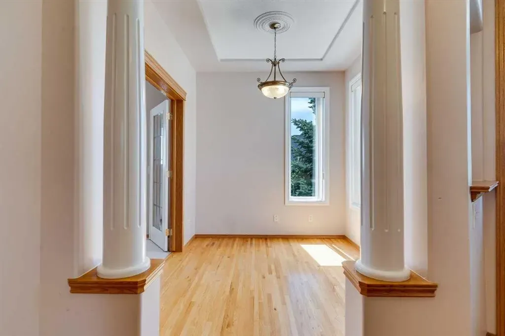 48 Tuscany Village Court NW