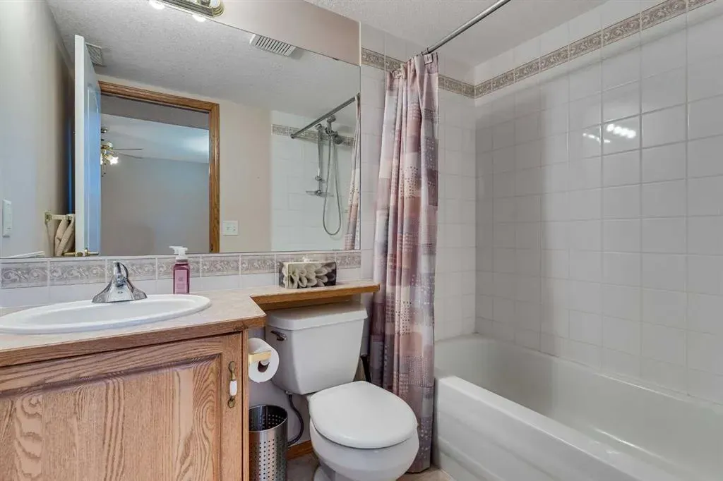 48 Tuscany Village Court NW