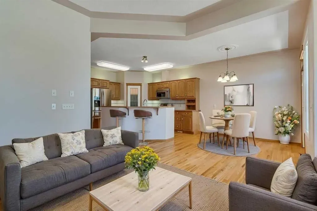 48 Tuscany Village Court NW