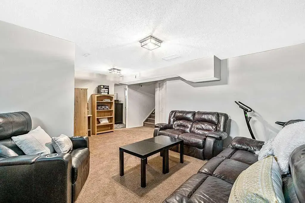 105 Cimarron Park Circle