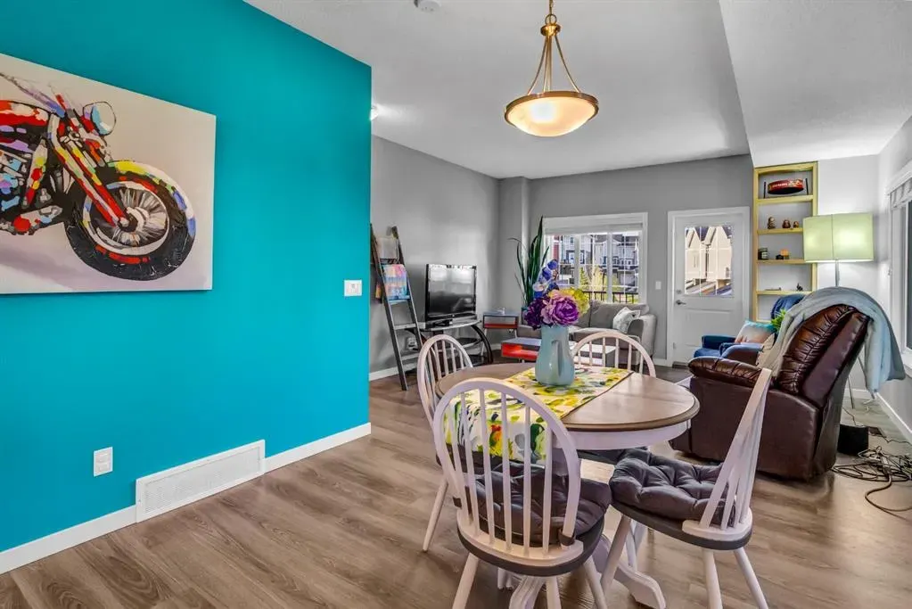 438 Nolan Hill Boulevard NW
