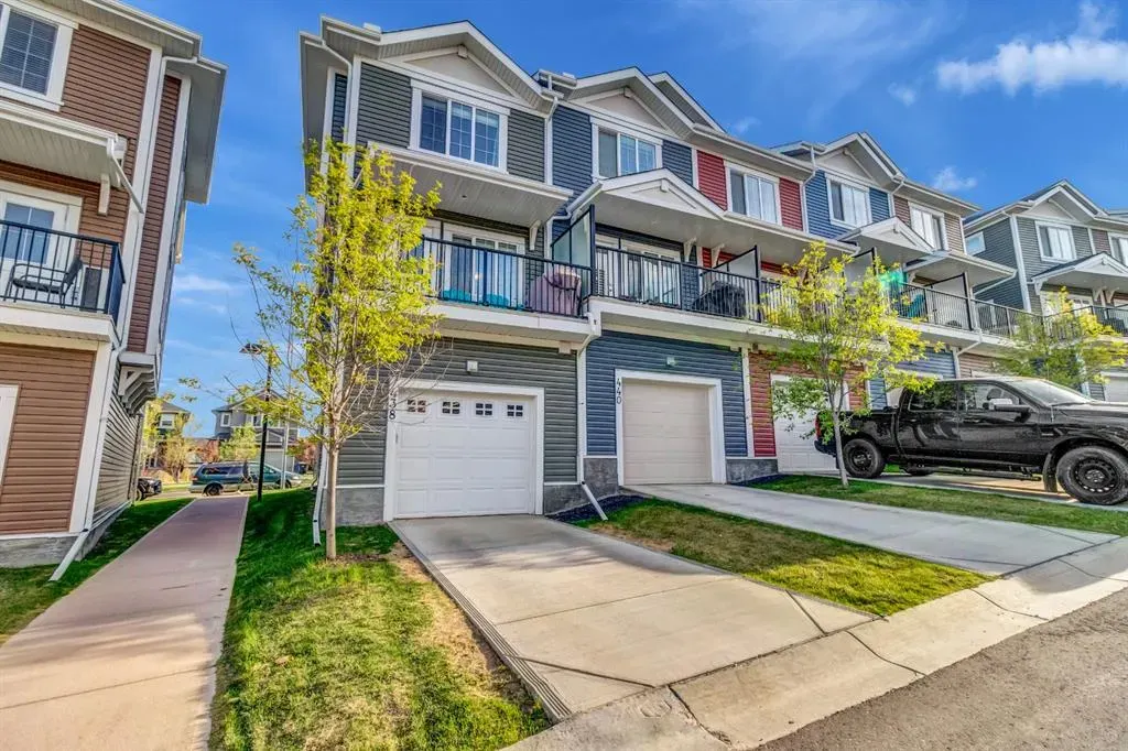 438 Nolan Hill Boulevard NW