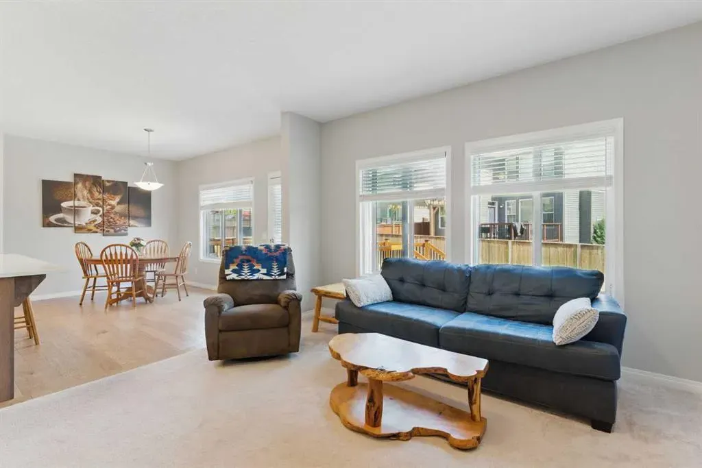 26 Mount Rae Ridge
