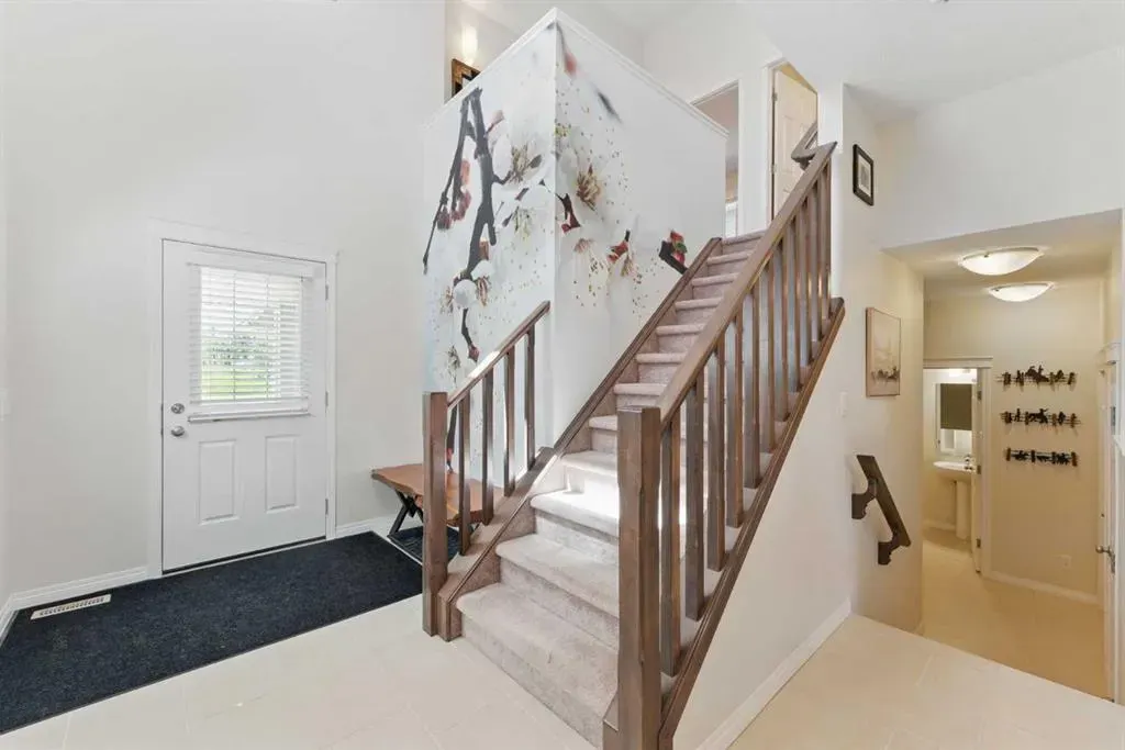 26 Mount Rae Ridge