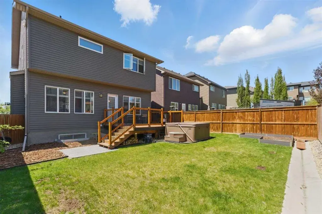 26 Mount Rae Ridge