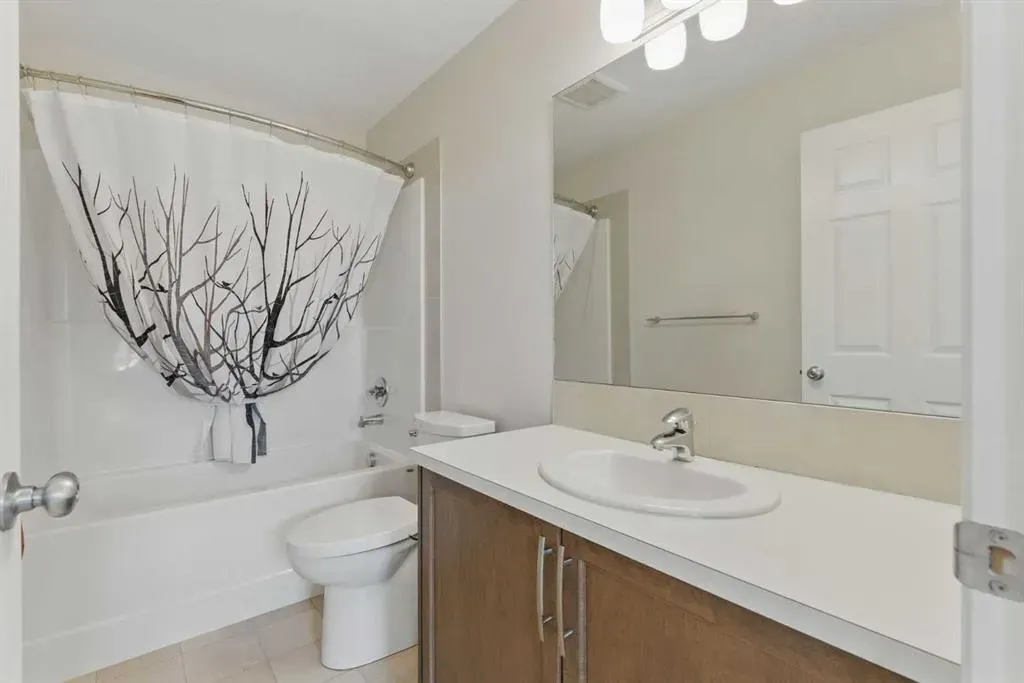 26 Mount Rae Ridge