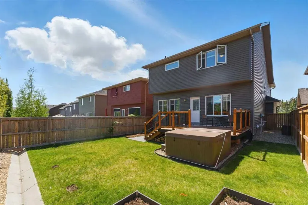 26 Mount Rae Ridge