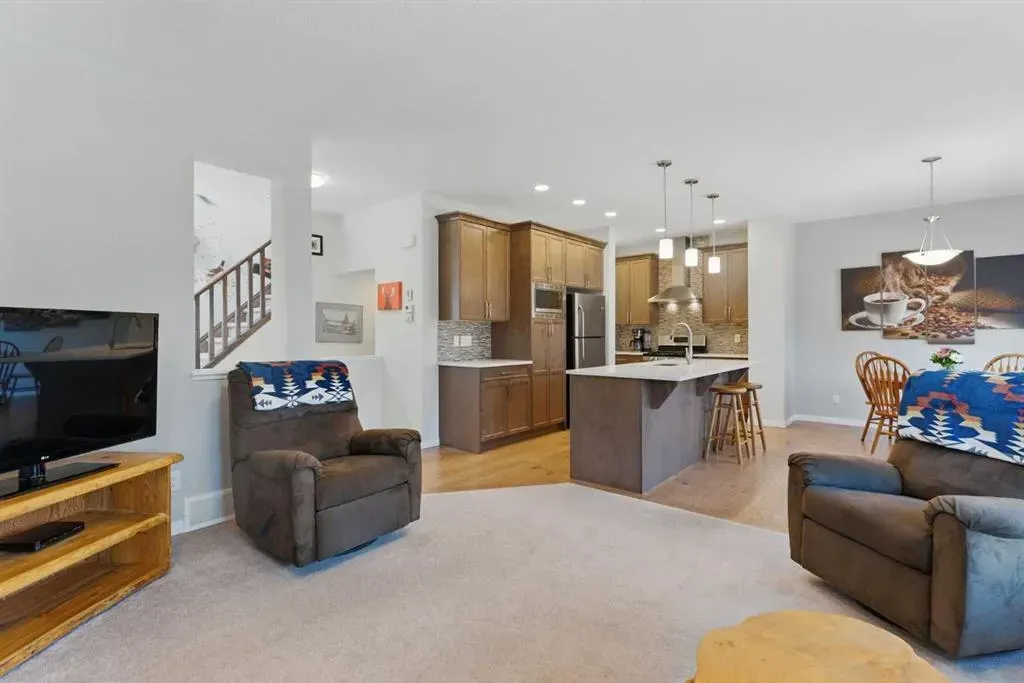 26 Mount Rae Ridge
