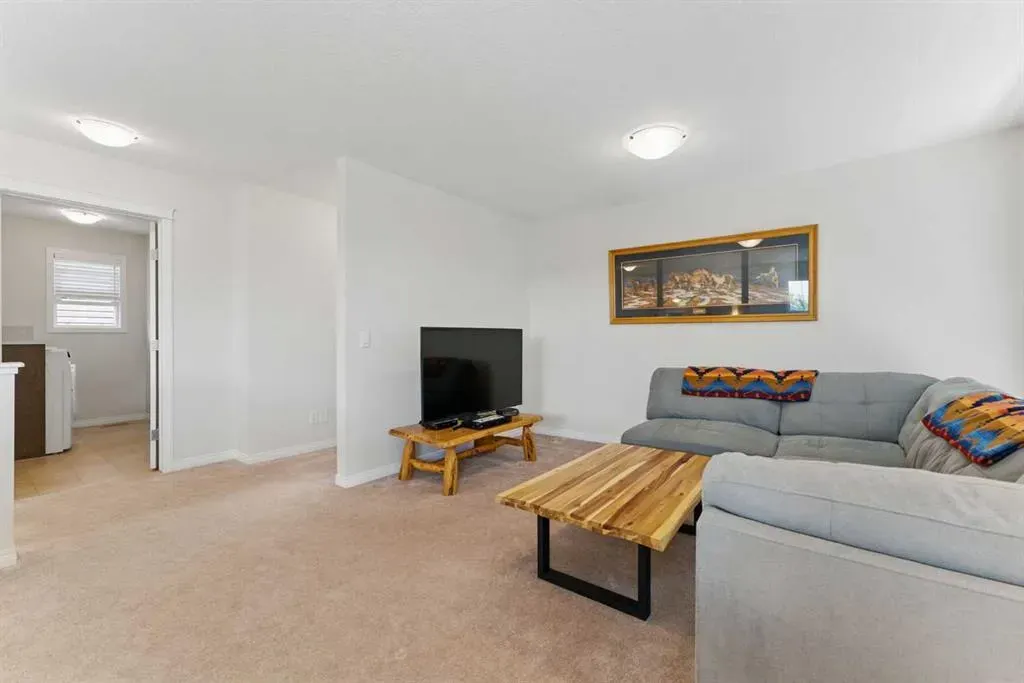 26 Mount Rae Ridge