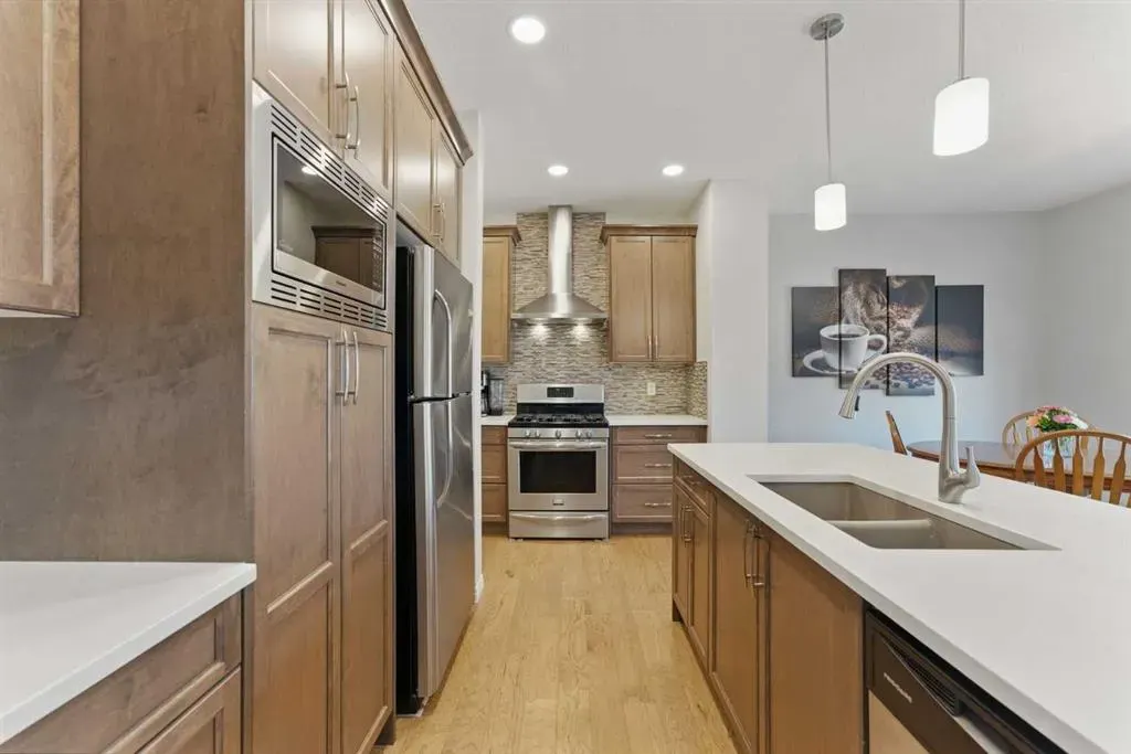 26 Mount Rae Ridge