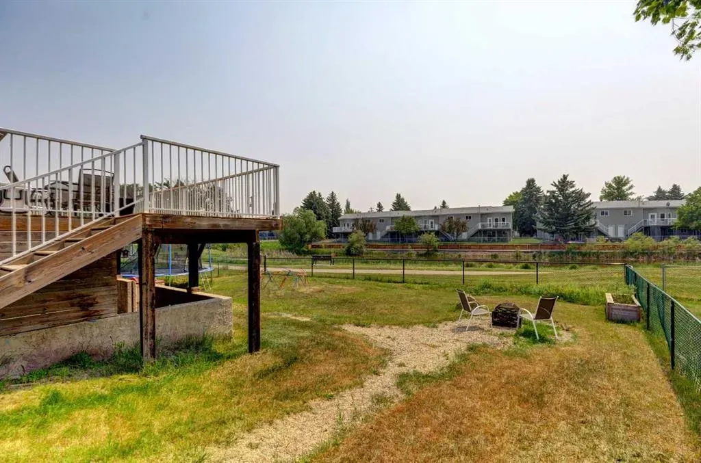 711 High Country Drive NW