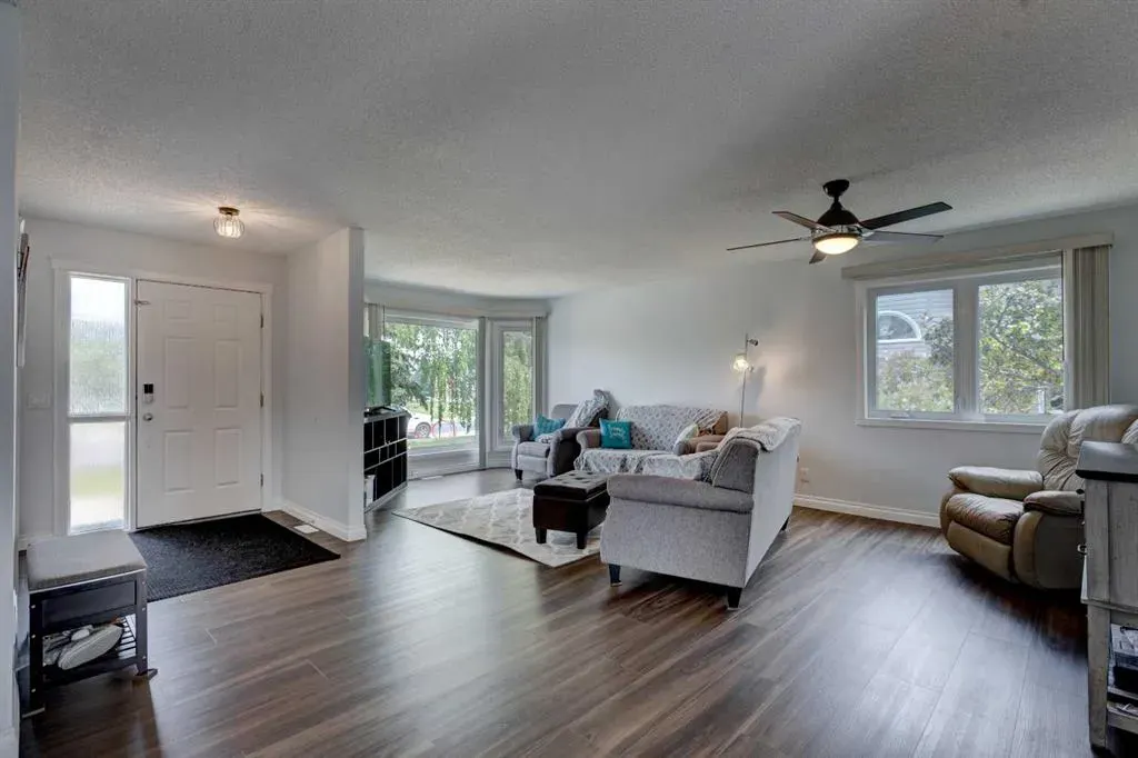 711 High Country Drive NW
