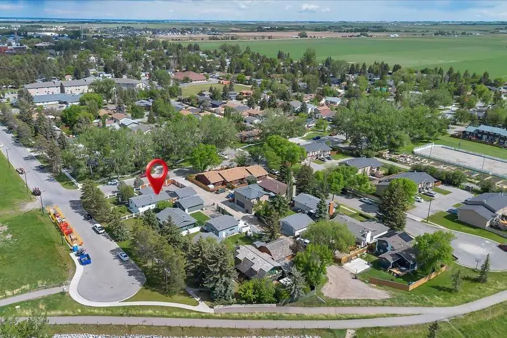 933 Macleod Trail SW