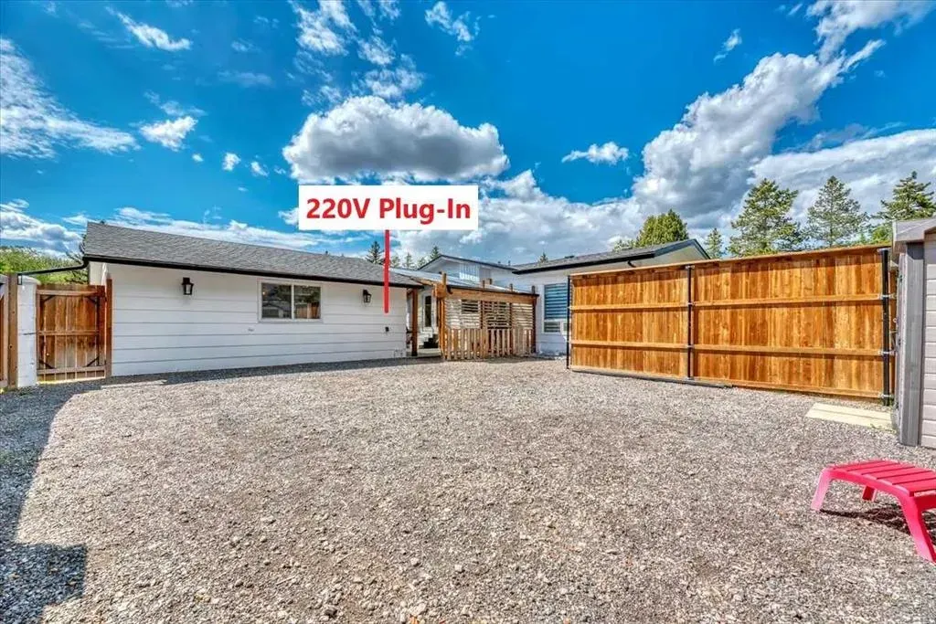 933 Macleod Trail SW