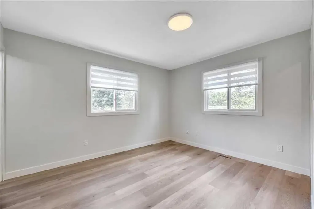 933 Macleod Trail SW