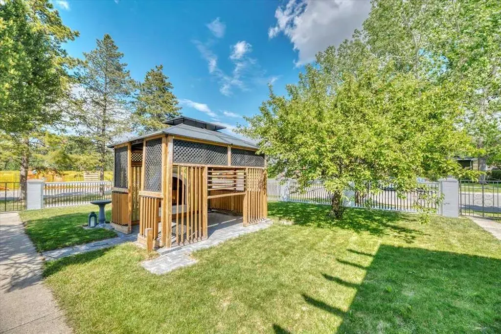 933 Macleod Trail SW