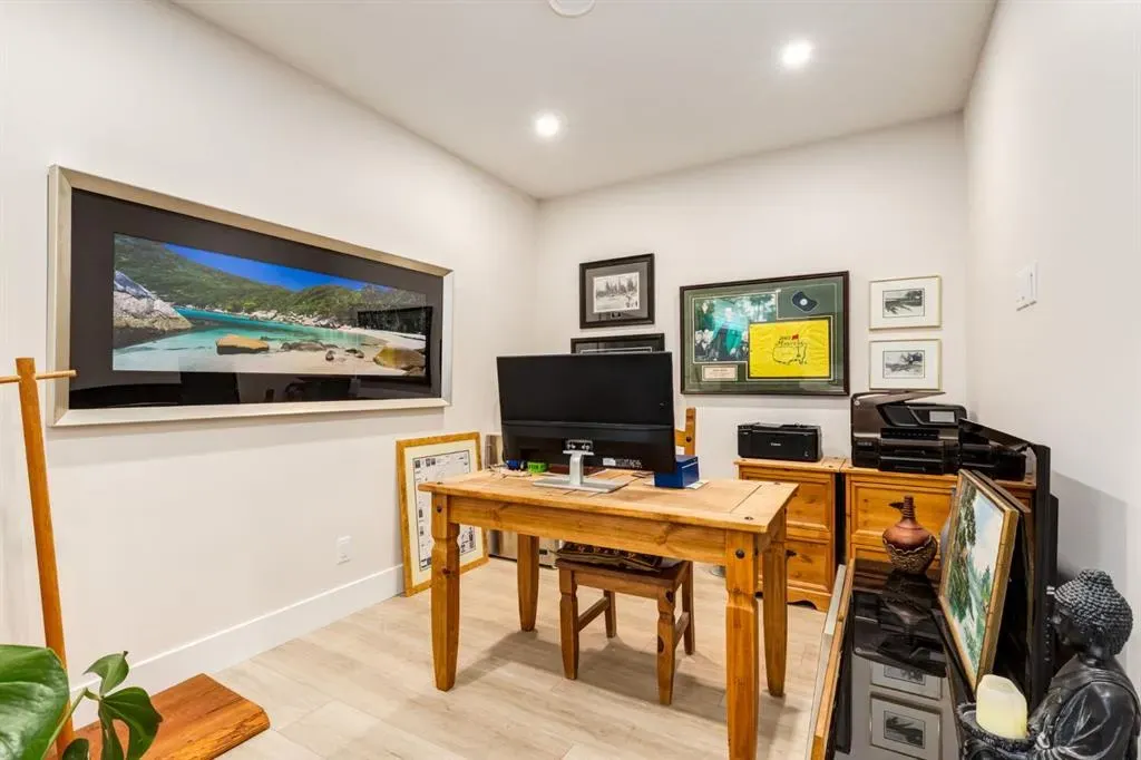 213 Marina Cove SE