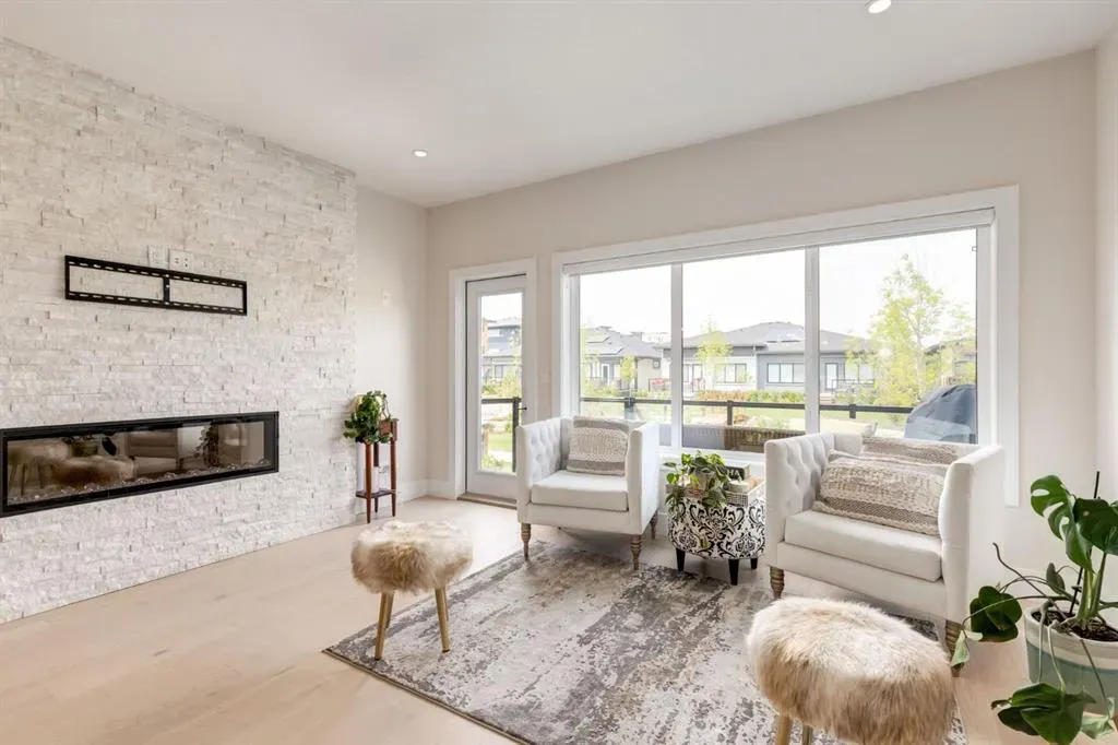 213 Marina Cove SE