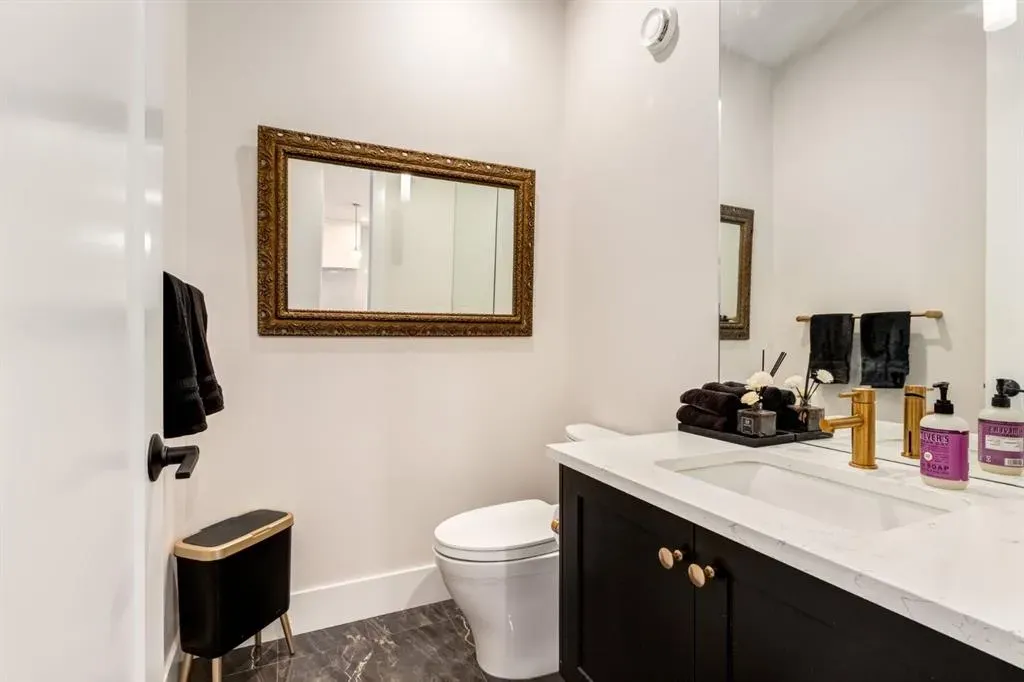 213 Marina Cove SE