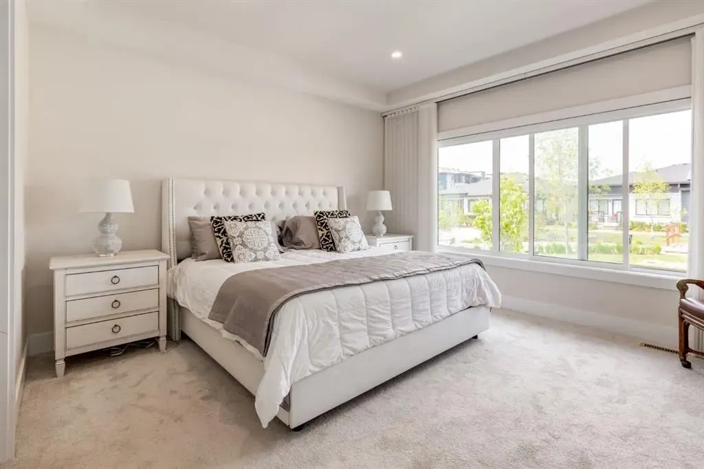 213 Marina Cove SE